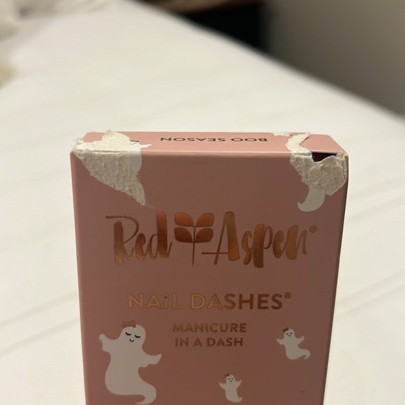 Red Aspen “Boo Season” Nail Dashes Manicure In A Dash Ghost Halloween Pink White - Picture 8 of 11